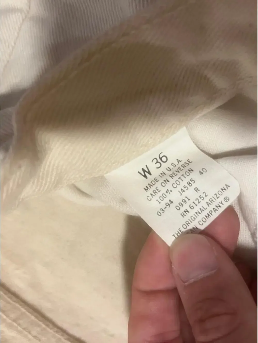 Vintage Arizona white carpenter shorts, Size 36” (30)